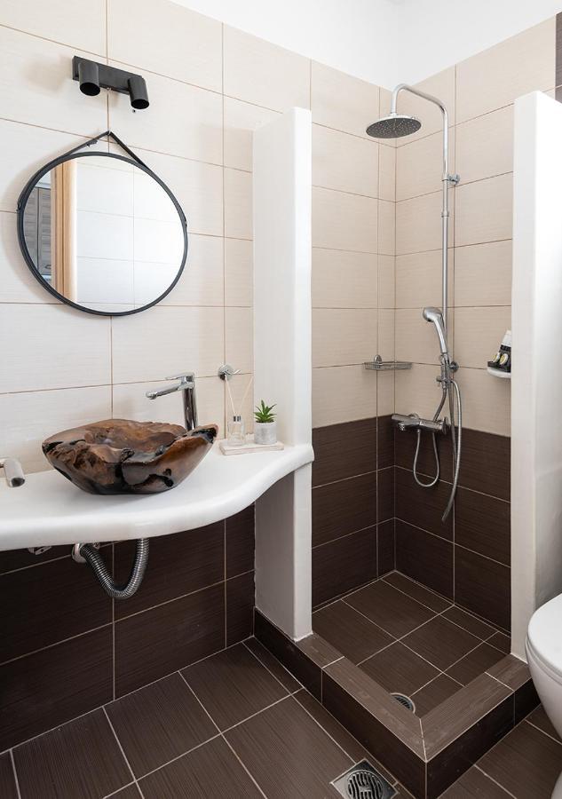 Dorkas Luxury Rooms&apartments Livadakia
